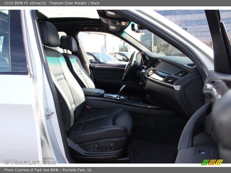 Titanium Silver Metallic / Black 2010 BMW X5 xDrive30i