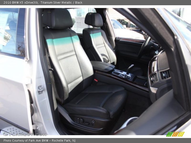 Titanium Silver Metallic / Black 2010 BMW X5 xDrive30i