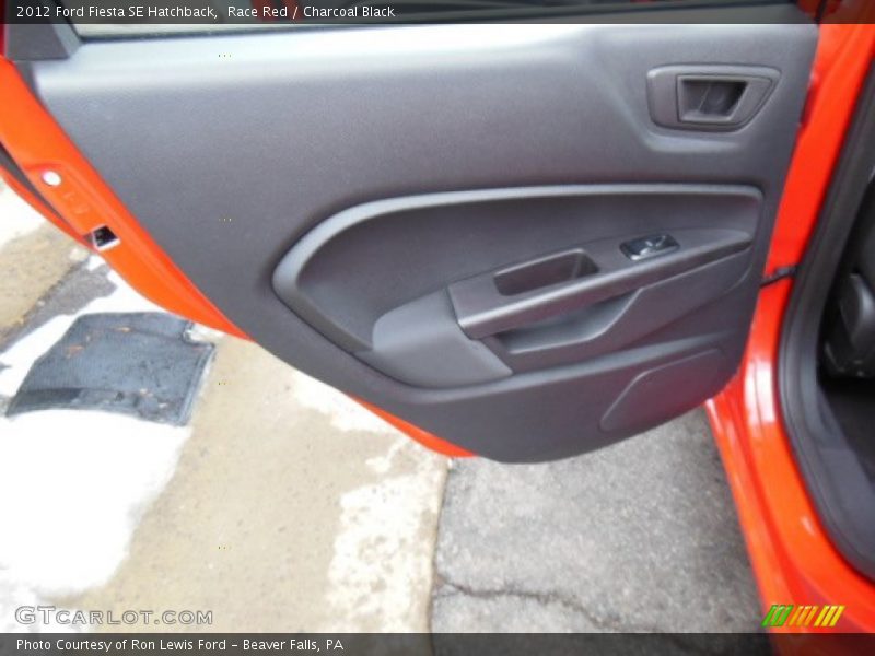 Race Red / Charcoal Black 2012 Ford Fiesta SE Hatchback