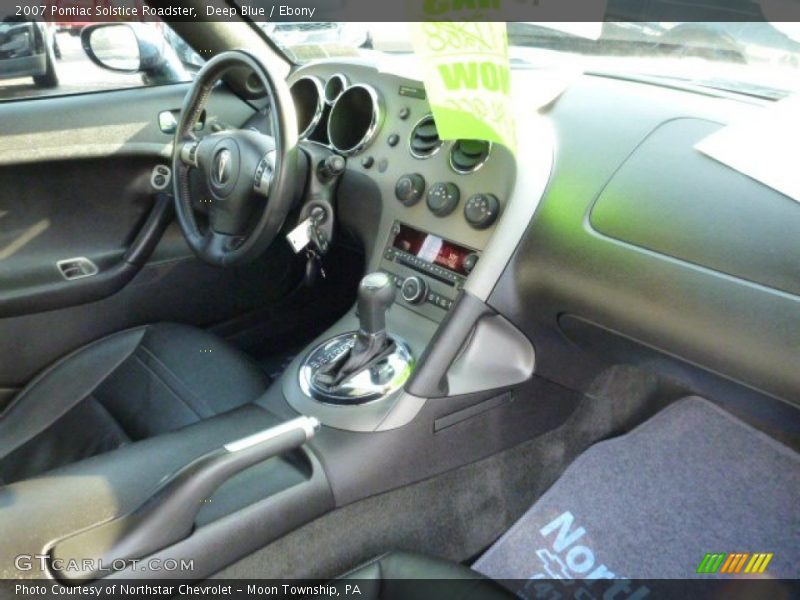 Deep Blue / Ebony 2007 Pontiac Solstice Roadster