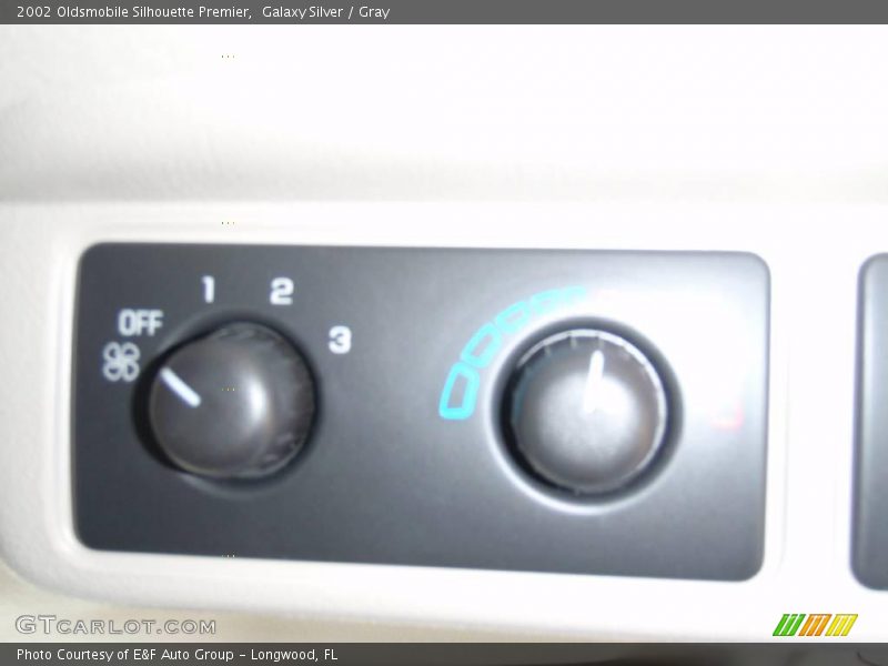 Galaxy Silver / Gray 2002 Oldsmobile Silhouette Premier