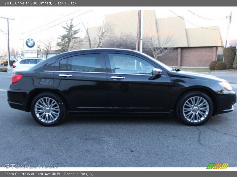 Black / Black 2011 Chrysler 200 Limited