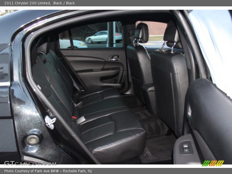 Black / Black 2011 Chrysler 200 Limited
