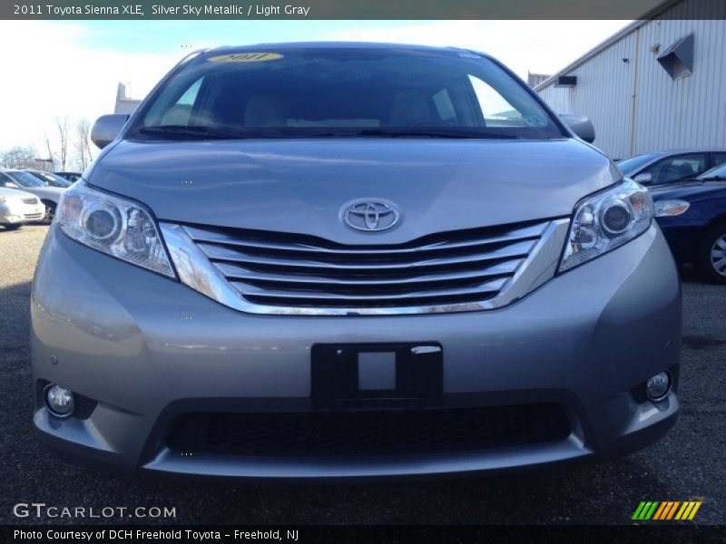 Silver Sky Metallic / Light Gray 2011 Toyota Sienna XLE