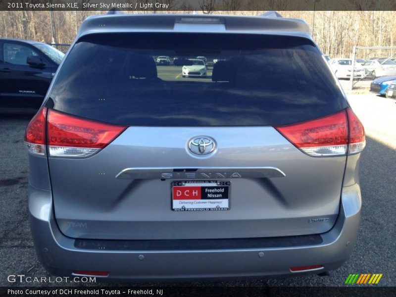 Silver Sky Metallic / Light Gray 2011 Toyota Sienna XLE