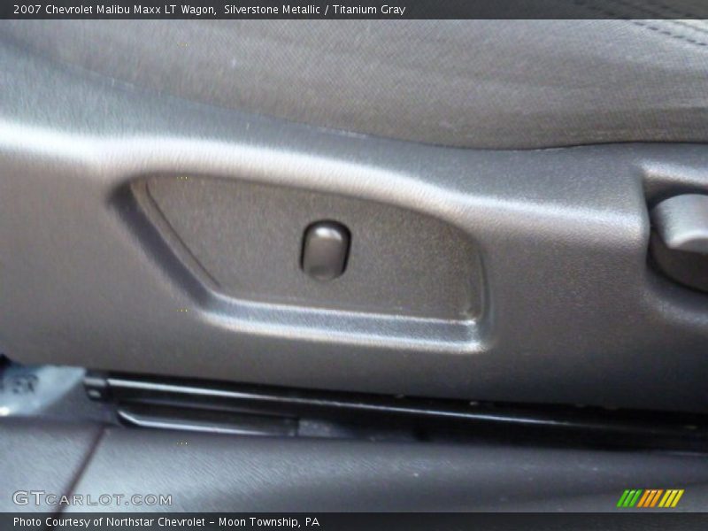 Silverstone Metallic / Titanium Gray 2007 Chevrolet Malibu Maxx LT Wagon