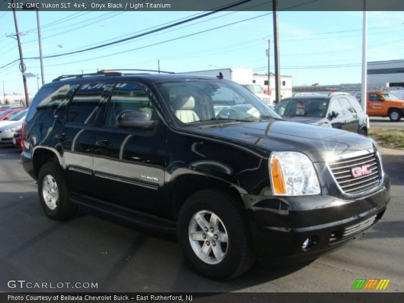 Onyx Black / Light Titanium 2012 GMC Yukon SLT 4x4