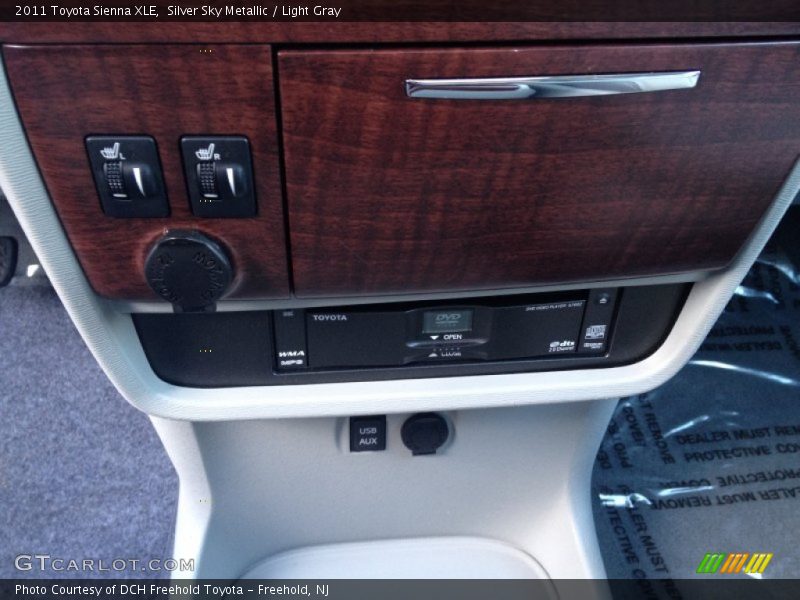 Silver Sky Metallic / Light Gray 2011 Toyota Sienna XLE