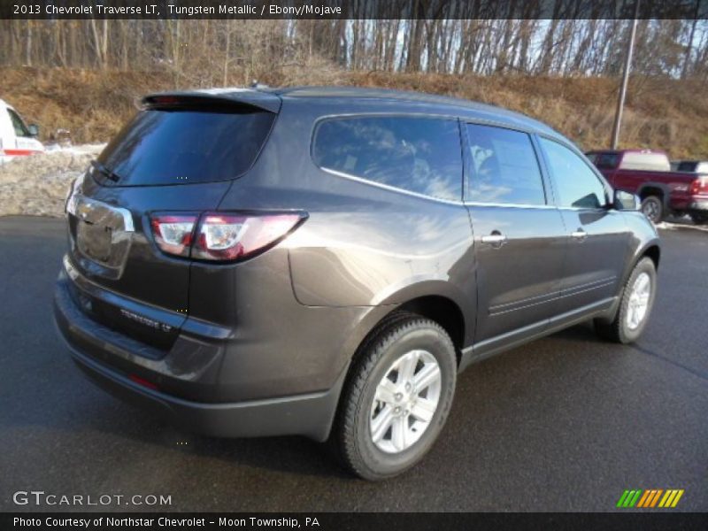 Tungsten Metallic / Ebony/Mojave 2013 Chevrolet Traverse LT