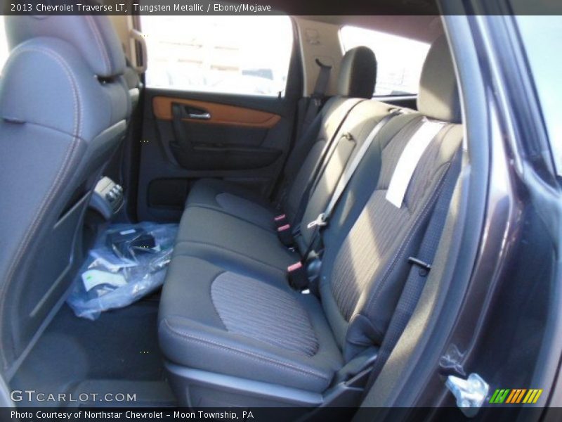 Tungsten Metallic / Ebony/Mojave 2013 Chevrolet Traverse LT