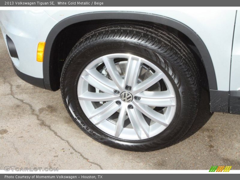 White Gold Metallic / Beige 2013 Volkswagen Tiguan SE