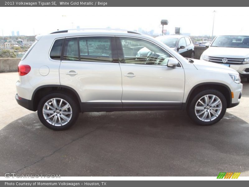 White Gold Metallic / Beige 2013 Volkswagen Tiguan SE