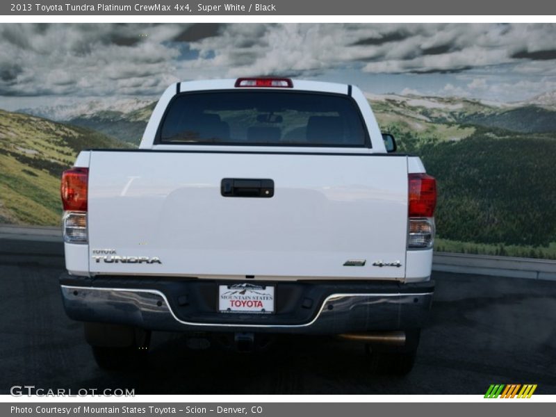 Super White / Black 2013 Toyota Tundra Platinum CrewMax 4x4