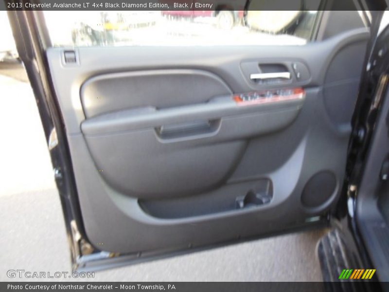 Black / Ebony 2013 Chevrolet Avalanche LT 4x4 Black Diamond Edition
