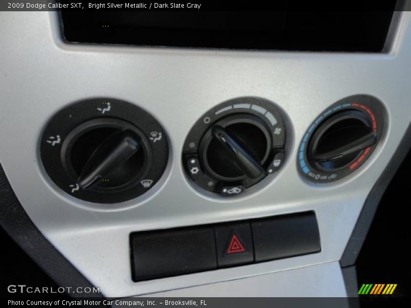 Bright Silver Metallic / Dark Slate Gray 2009 Dodge Caliber SXT