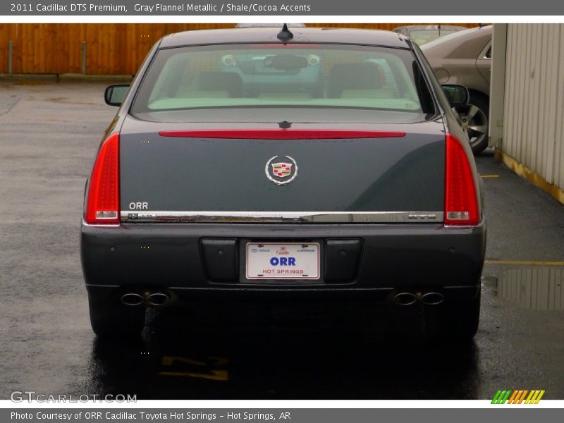 Gray Flannel Metallic / Shale/Cocoa Accents 2011 Cadillac DTS Premium