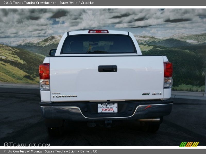 Super White / Graphite 2013 Toyota Tundra CrewMax 4x4
