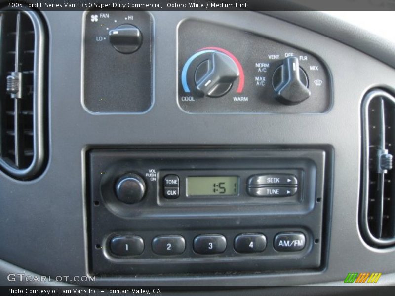 Oxford White / Medium Flint 2005 Ford E Series Van E350 Super Duty Commercial