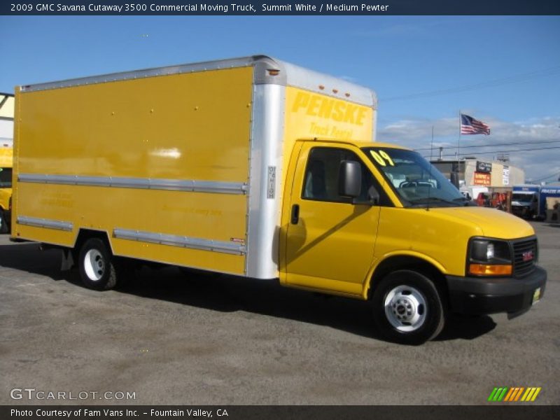 Summit White / Medium Pewter 2009 GMC Savana Cutaway 3500 Commercial Moving Truck