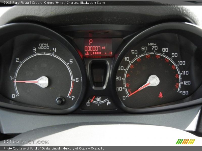 Oxford White / Charcoal Black/Light Stone 2013 Ford Fiesta S Sedan