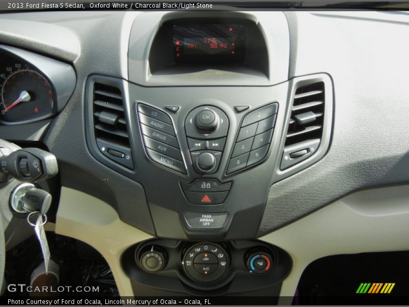 Oxford White / Charcoal Black/Light Stone 2013 Ford Fiesta S Sedan