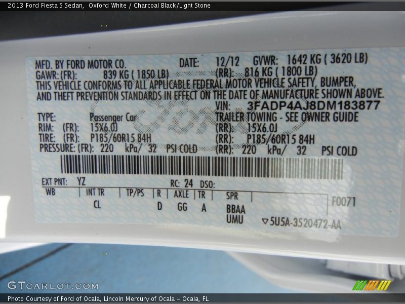 Oxford White / Charcoal Black/Light Stone 2013 Ford Fiesta S Sedan