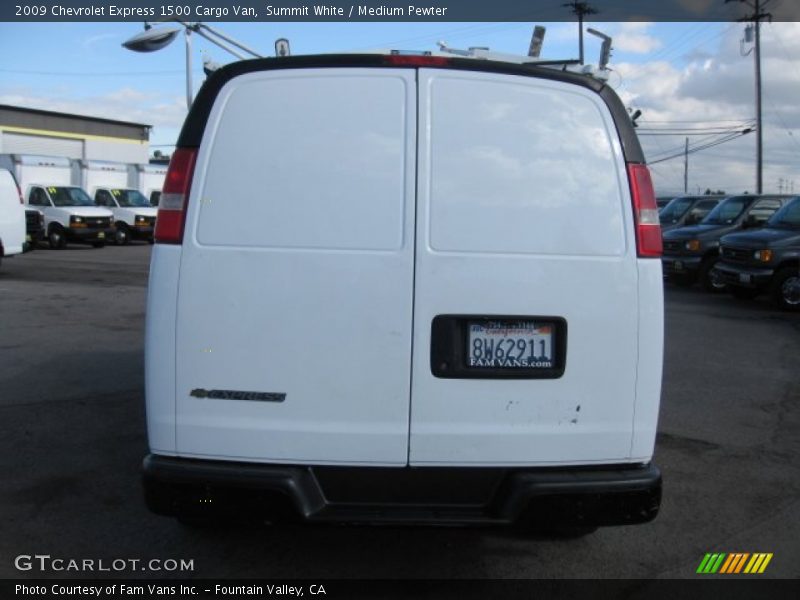Summit White / Medium Pewter 2009 Chevrolet Express 1500 Cargo Van