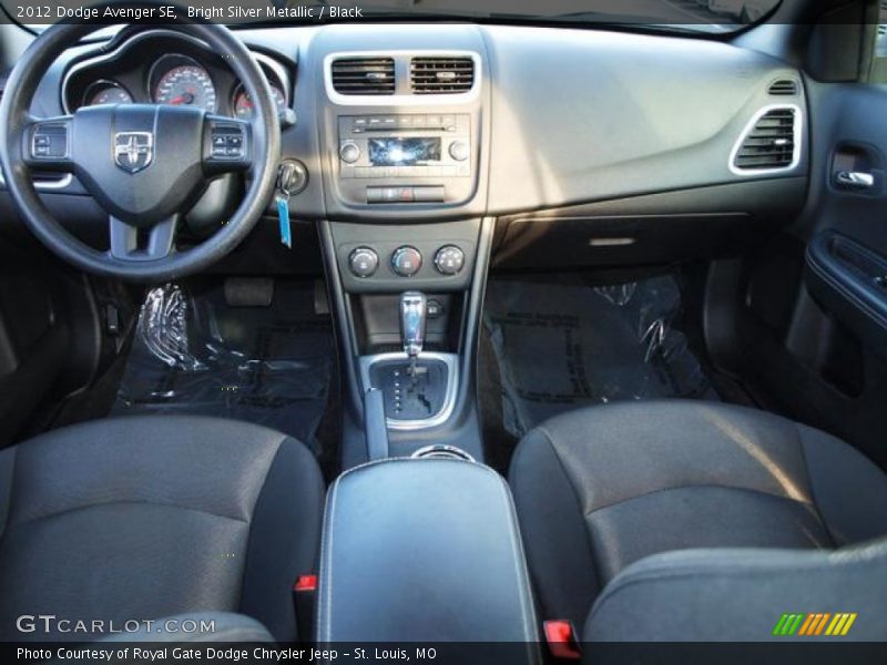 Dashboard of 2012 Avenger SE