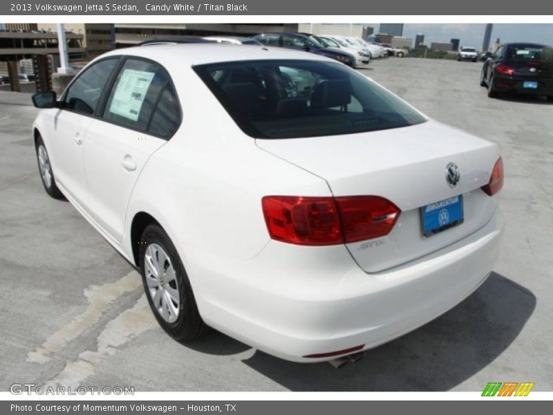 Candy White / Titan Black 2013 Volkswagen Jetta S Sedan
