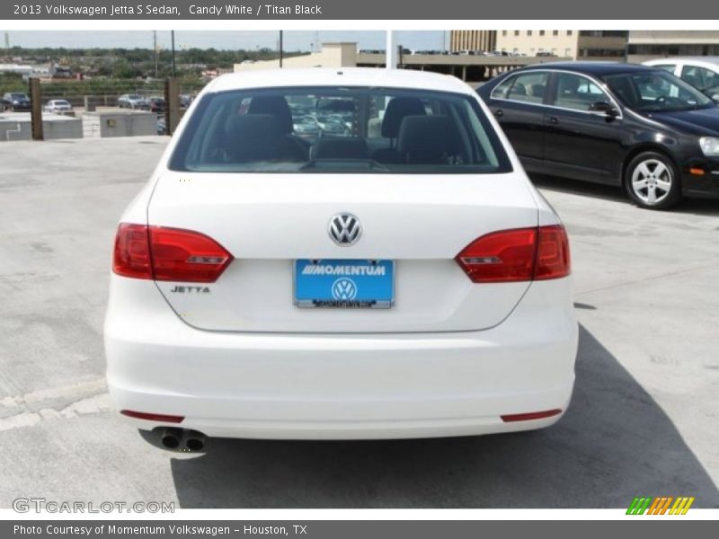 Candy White / Titan Black 2013 Volkswagen Jetta S Sedan