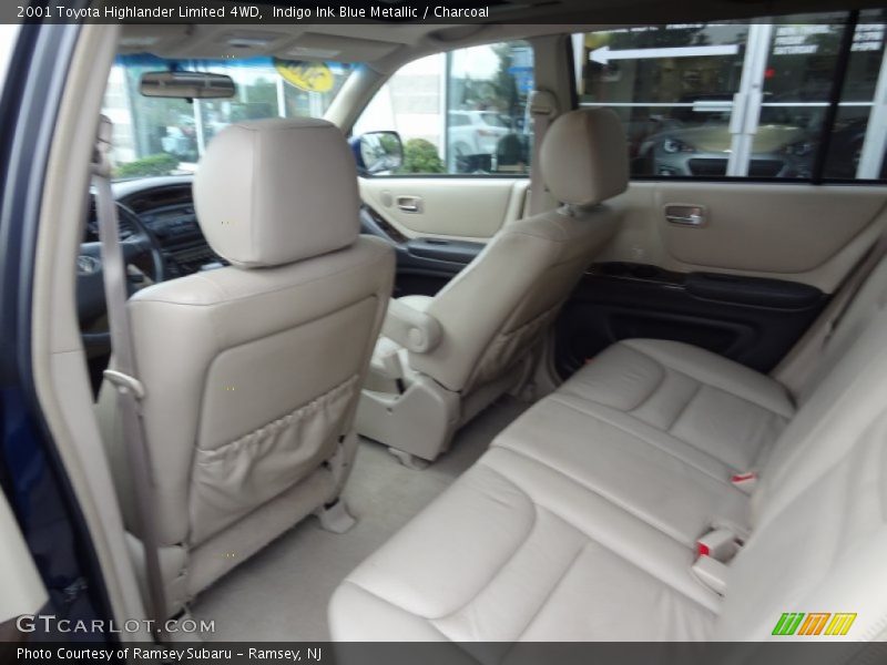 Indigo Ink Blue Metallic / Charcoal 2001 Toyota Highlander Limited 4WD
