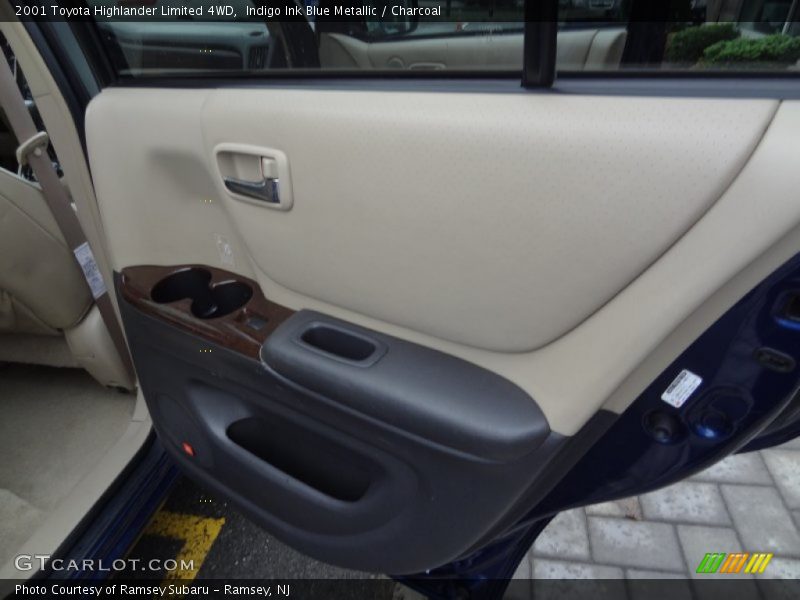 Indigo Ink Blue Metallic / Charcoal 2001 Toyota Highlander Limited 4WD
