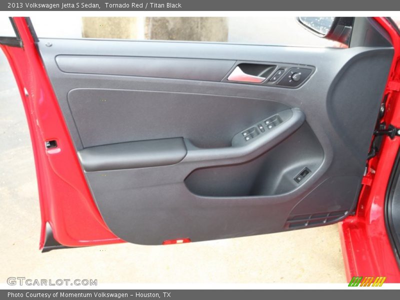 Tornado Red / Titan Black 2013 Volkswagen Jetta S Sedan