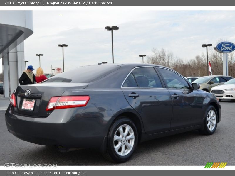 Magnetic Gray Metallic / Dark Charcoal 2010 Toyota Camry LE