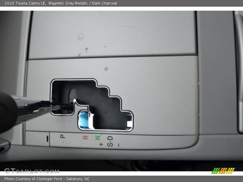 Magnetic Gray Metallic / Dark Charcoal 2010 Toyota Camry LE