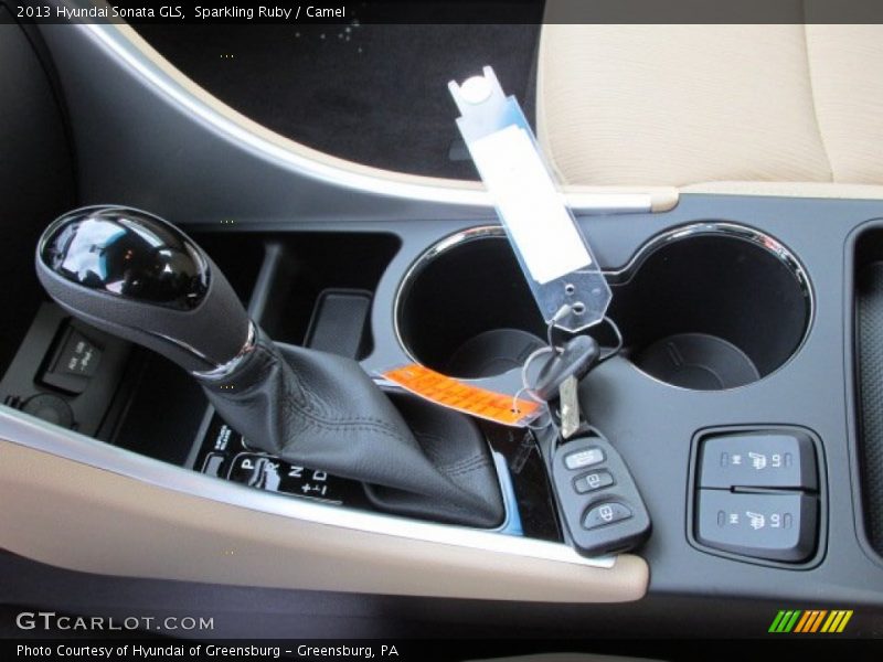 Sparkling Ruby / Camel 2013 Hyundai Sonata GLS