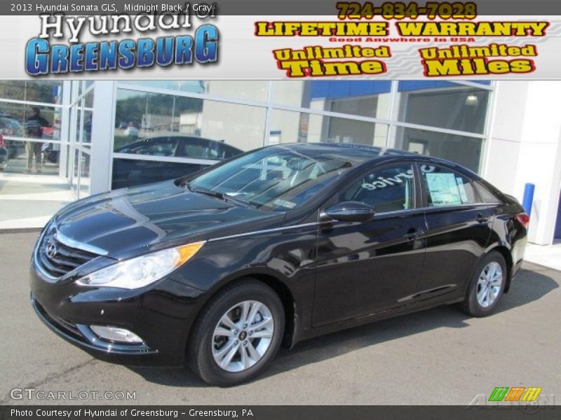 Midnight Black / Gray 2013 Hyundai Sonata GLS