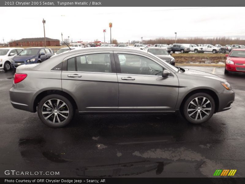 Tungsten Metallic / Black 2013 Chrysler 200 S Sedan