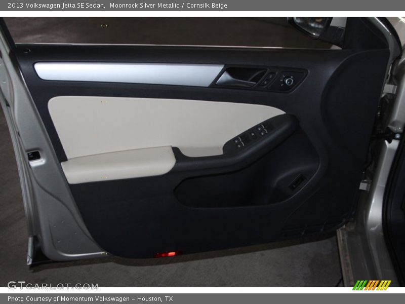 Moonrock Silver Metallic / Cornsilk Beige 2013 Volkswagen Jetta SE Sedan