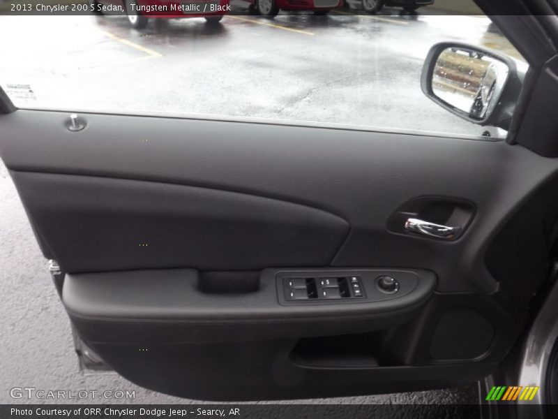 Tungsten Metallic / Black 2013 Chrysler 200 S Sedan