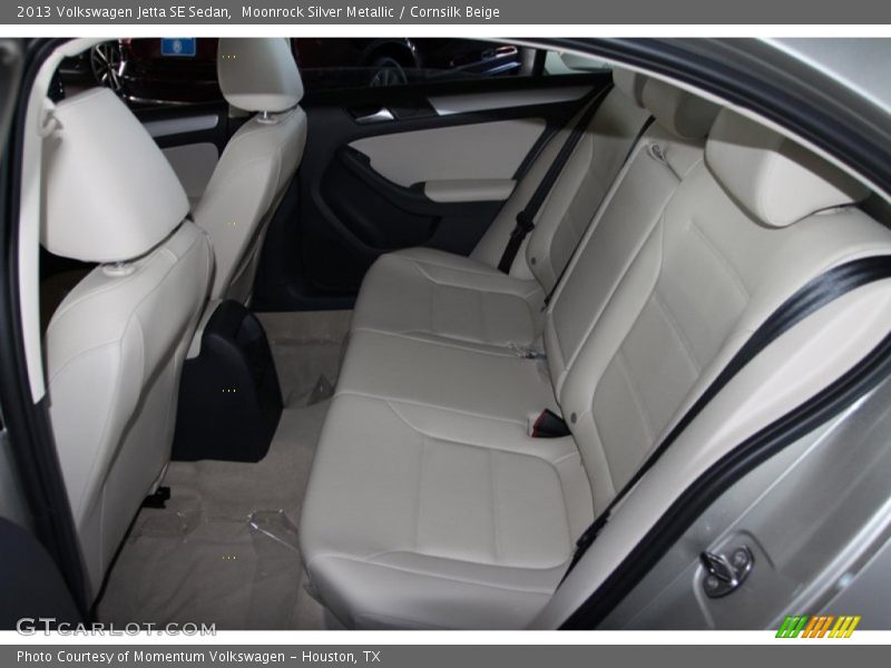 Moonrock Silver Metallic / Cornsilk Beige 2013 Volkswagen Jetta SE Sedan