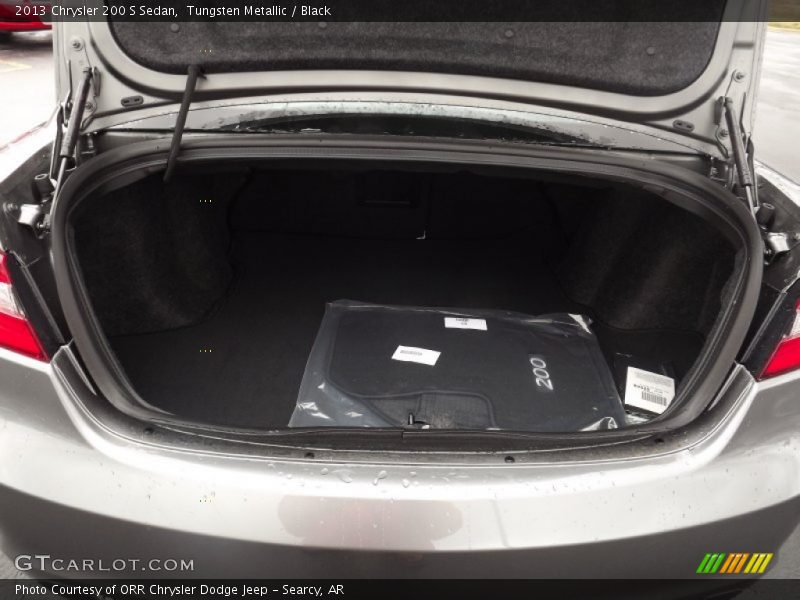 Tungsten Metallic / Black 2013 Chrysler 200 S Sedan