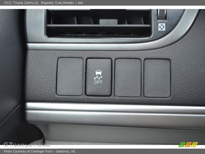 Magnetic Gray Metallic / Ash 2012 Toyota Camry LE