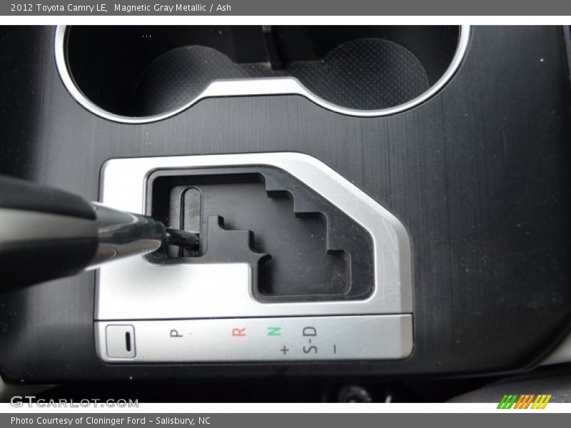 Magnetic Gray Metallic / Ash 2012 Toyota Camry LE