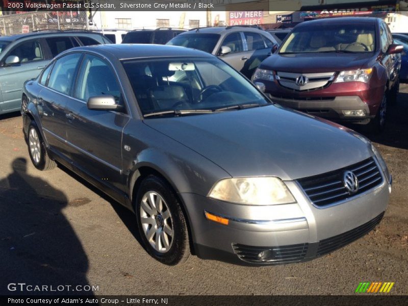 Front 3/4 View of 2003 Passat GLS Sedan