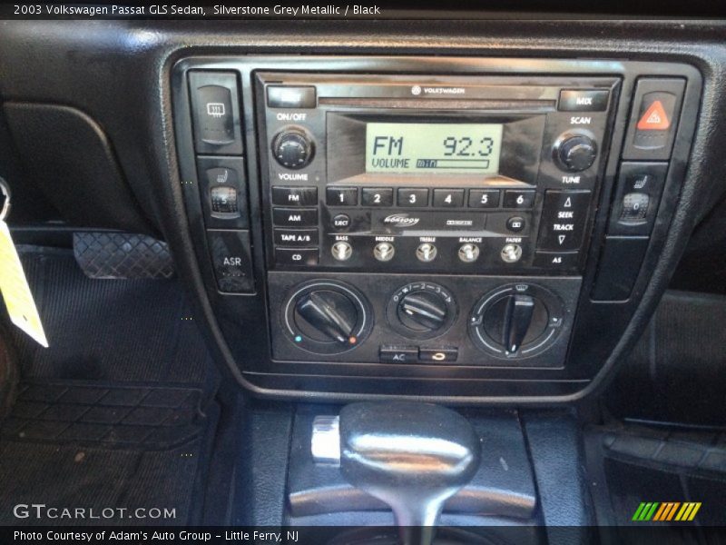 Silverstone Grey Metallic / Black 2003 Volkswagen Passat GLS Sedan