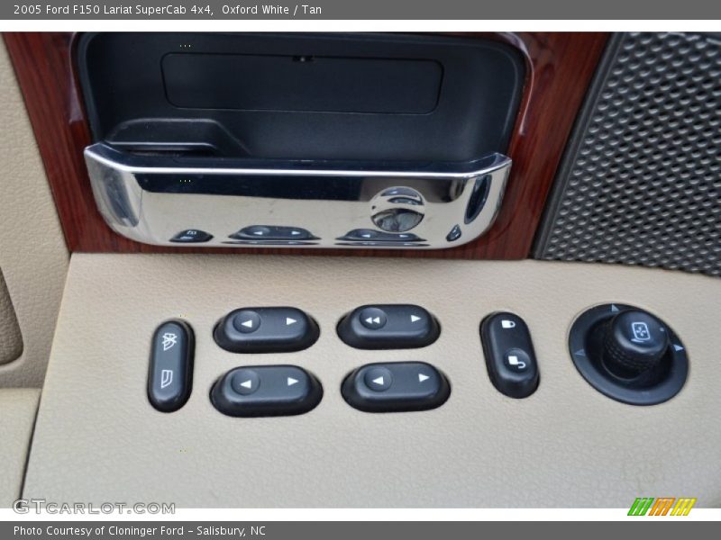 Oxford White / Tan 2005 Ford F150 Lariat SuperCab 4x4