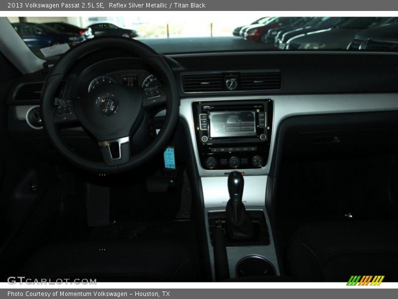 Reflex Silver Metallic / Titan Black 2013 Volkswagen Passat 2.5L SE