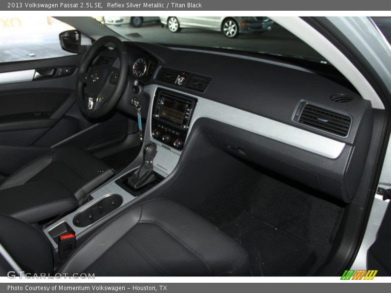 Reflex Silver Metallic / Titan Black 2013 Volkswagen Passat 2.5L SE