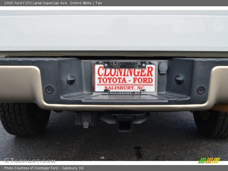 Oxford White / Tan 2005 Ford F150 Lariat SuperCab 4x4